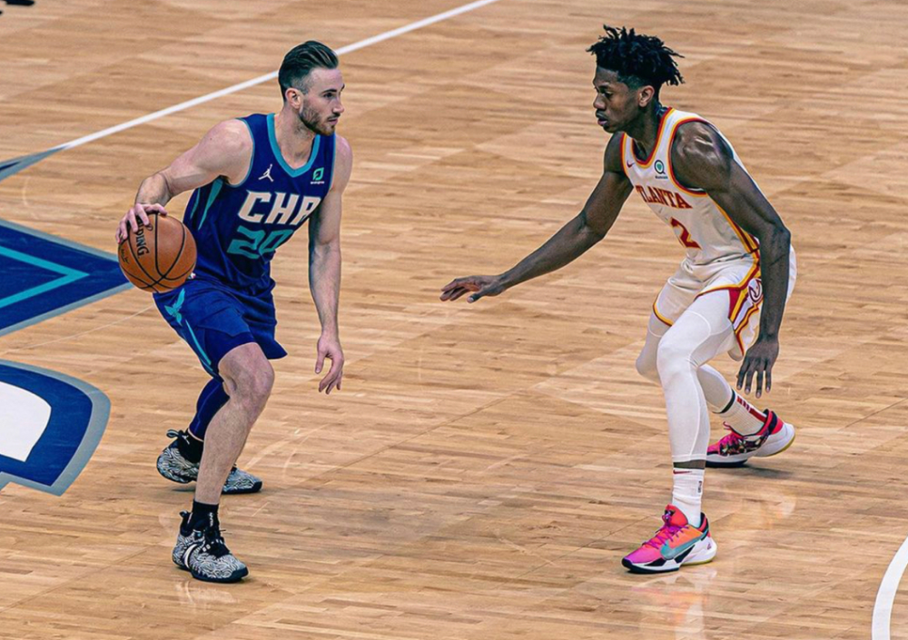 夏洛特黄蜂转会期遗憾出局,志在全明星赛名次提升,引发热议,轮换策略成焦点(休斯顿火箭未来选秀权情况)-爱游戏app