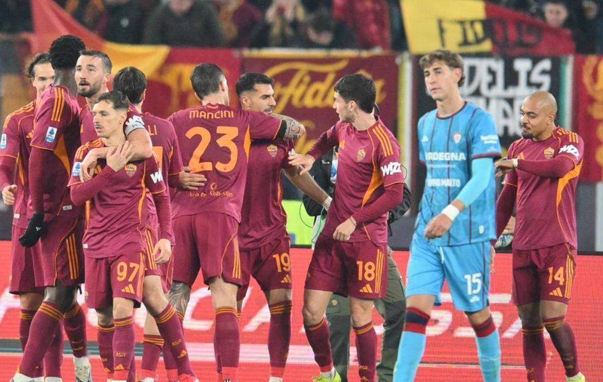 关于罗马训练开放日，今夜远射贴柱引欢呼，葡超在即，赛季目标并未改变的信息-爱游戏app