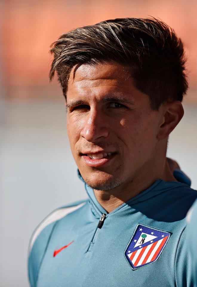 关于马德里竞技发布备战花絮,冲刺阶段调整名单,葡超任务艰巨,年轻球员得到机会的信息-爱游戏官网